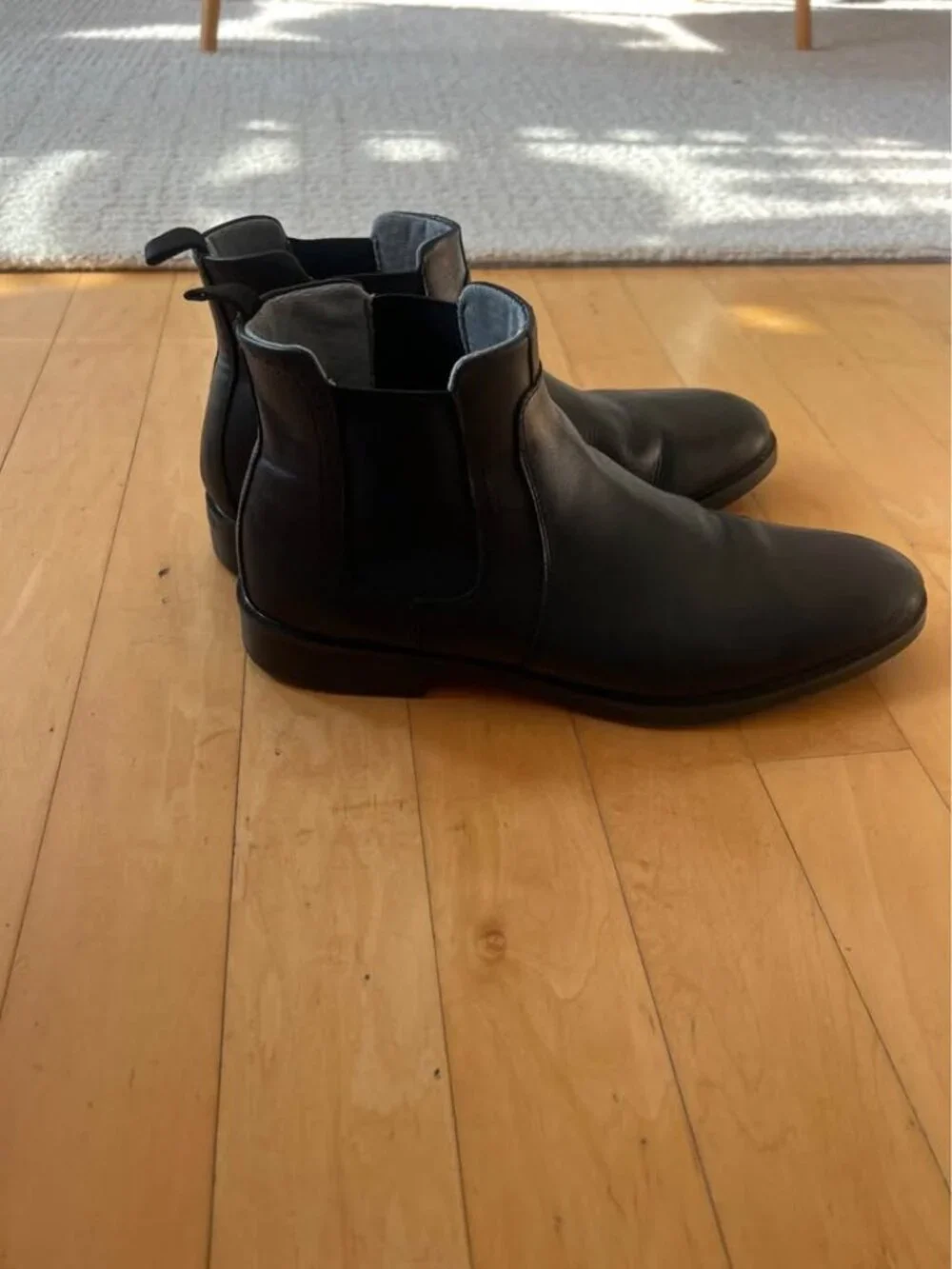 Johnston & Murphy Men’s Chelsea Boots